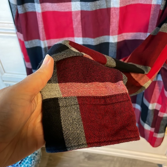 Men’s express red/navy button down casual flannel large - Picture 7 of 8